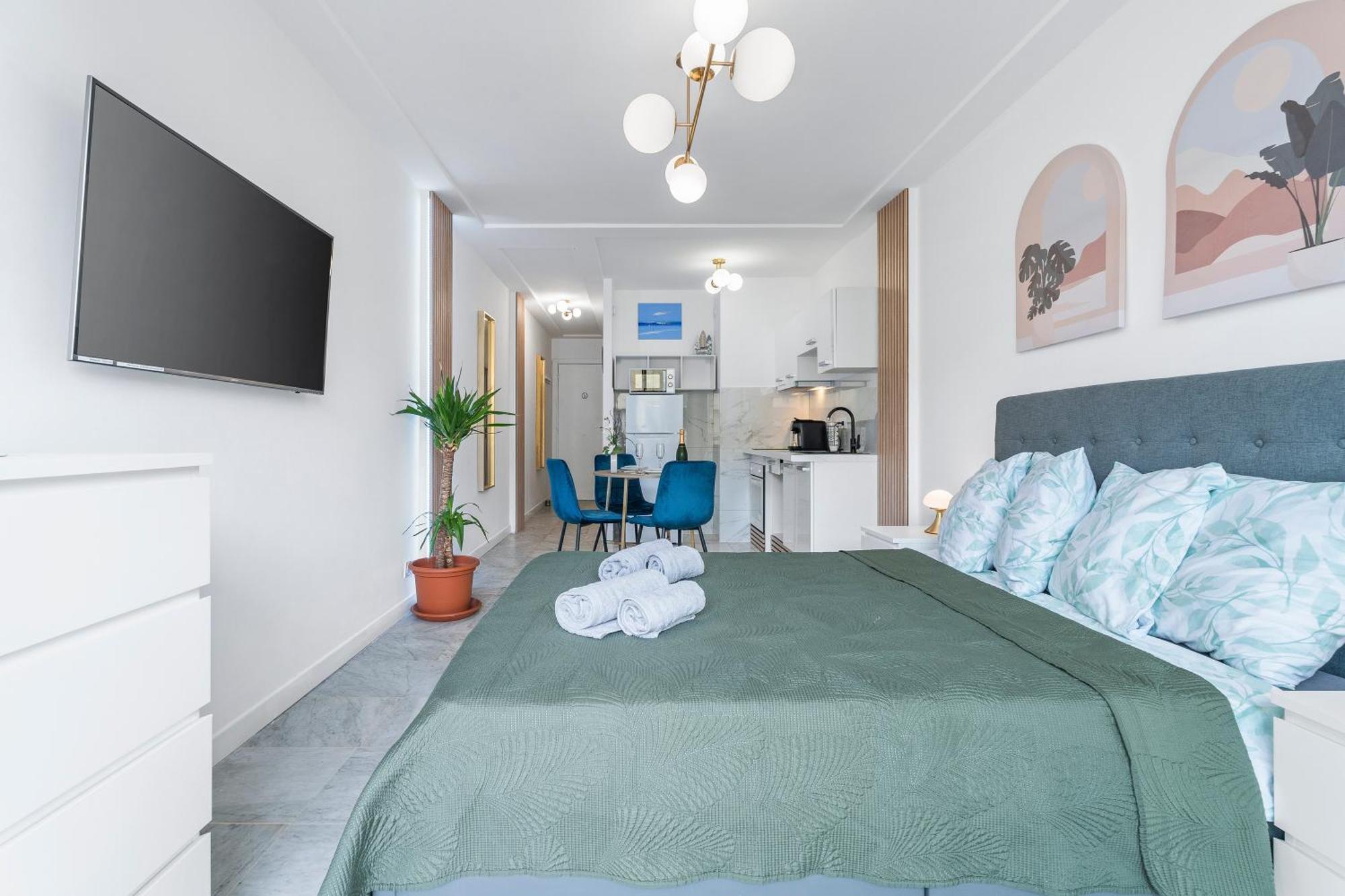 ניס Elegant Studio Avec Terrasse Proche Mer Tramway מראה חיצוני תמונה